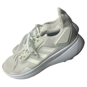 Adidas Women’s size 7.5 Duramo White Shoes EUC Please see pictures.
